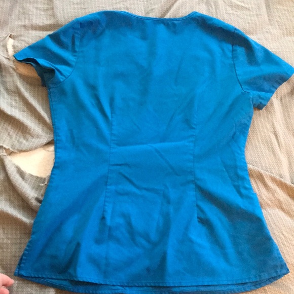 Scrub Top - Picture 2 of 2